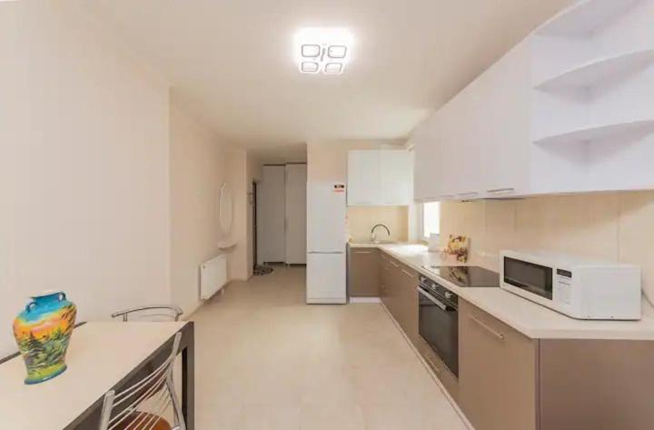 Comfortable Apartment In The Centre โอเดสซา ภายนอก รูปภาพ